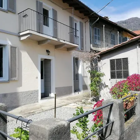 Apartment Traditional Piazza Home/balcony/ Private Garden