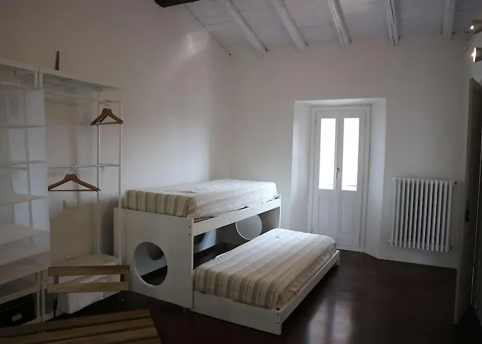 Διαμέρισμα Traditional Piazza Home/balcony/ Private Garden