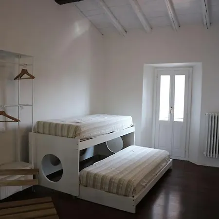 アパート Traditional Piazza Home/balcony/ Private Garden