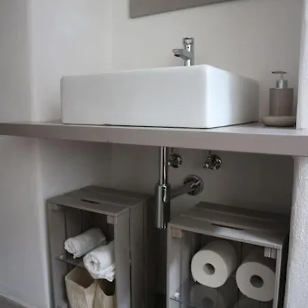 アパート Traditional Piazza Home/balcony/ Private Garden